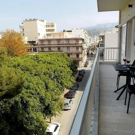 Alena Apartment *